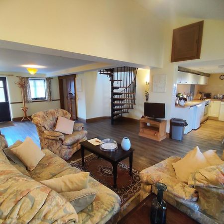 Willa The Old Stables Self Catering Salisbury Zewnętrze zdjęcie