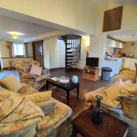 Willa The Old Stables Self Catering Salisbury Zewnętrze zdjęcie